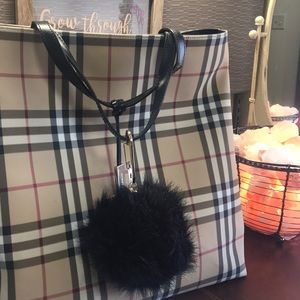 Burberry tote